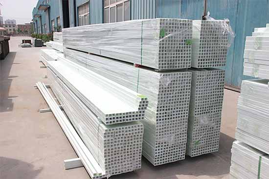 Precision Pultruded GRP Profiles Europe Manufacturing Custom FRP Fiberglass Square Tube Manufacturer for European Customers