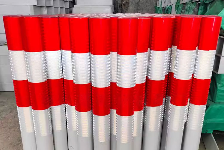 fiberglass marker posts