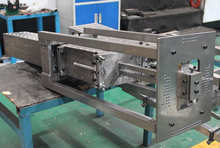 Composite Pultrusion Mold